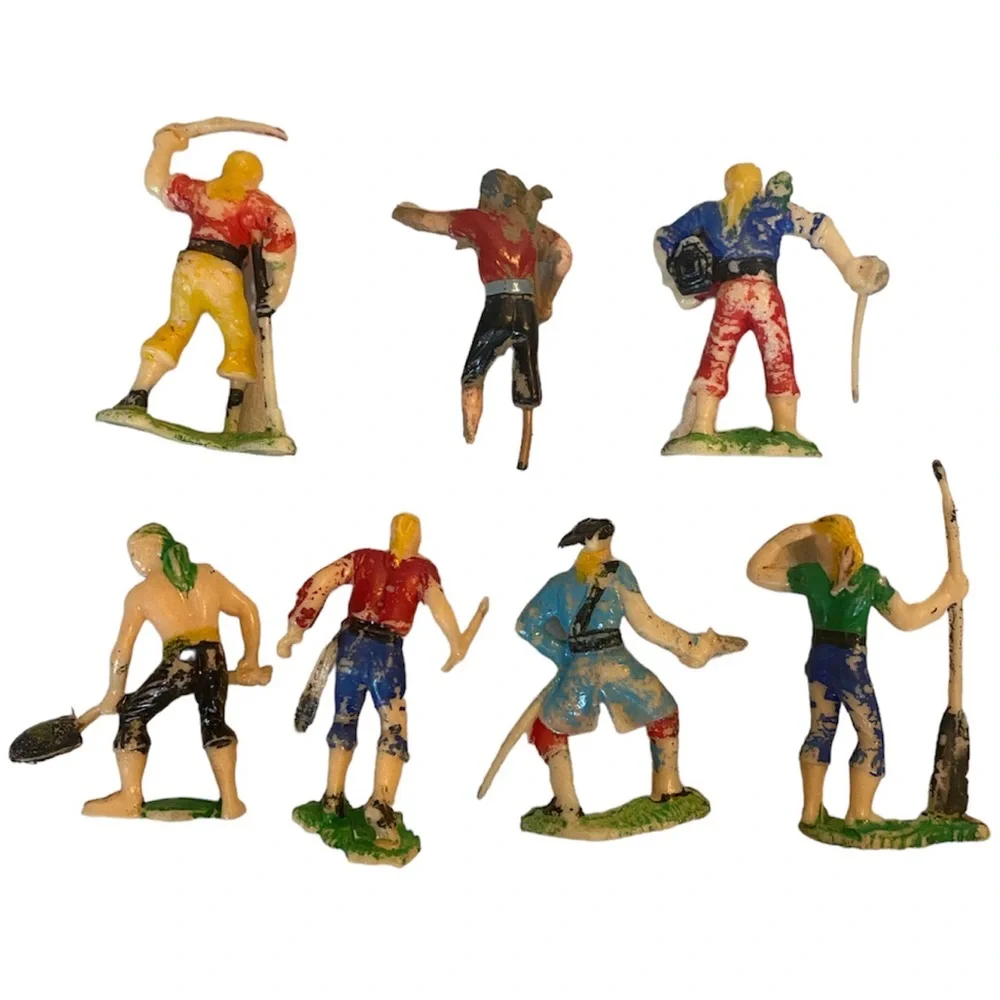 Vintage Marx Pirates & Ship 2 1/2” Action Figures Lot Vintage Toys Set Bundle